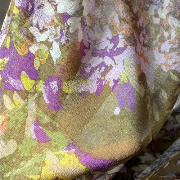 White House Black Market Floral Sheer Blouse - Picture 11 of 12